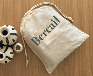 Canvas bag wrapping a plaid from Bercail